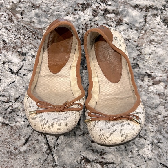 Michael Kors Ballet Flats - Picture 2 of 6